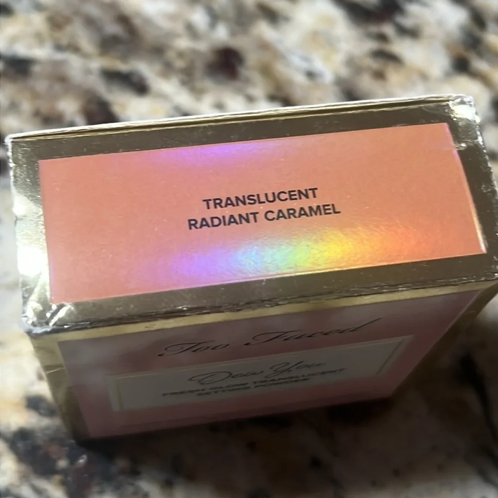 💕🌙Too Faced Dew You Radiant Caramel Setting Powder